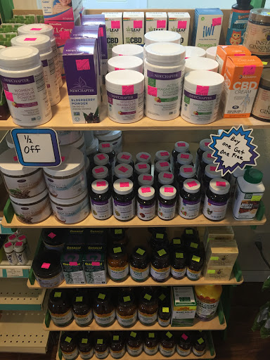 Herb Shop «Health Food Center of winter haven, Inc», reviews and photos, 632 1st St S, Winter Haven, FL 33880, USA