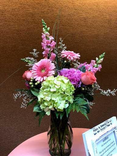 Florist «Cape Winds Florist», reviews and photos, 860 Broadway, Cape May, NJ 08204, USA