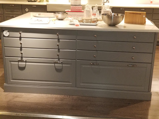 Stores to buy custom-made chests of drawers Phoenix