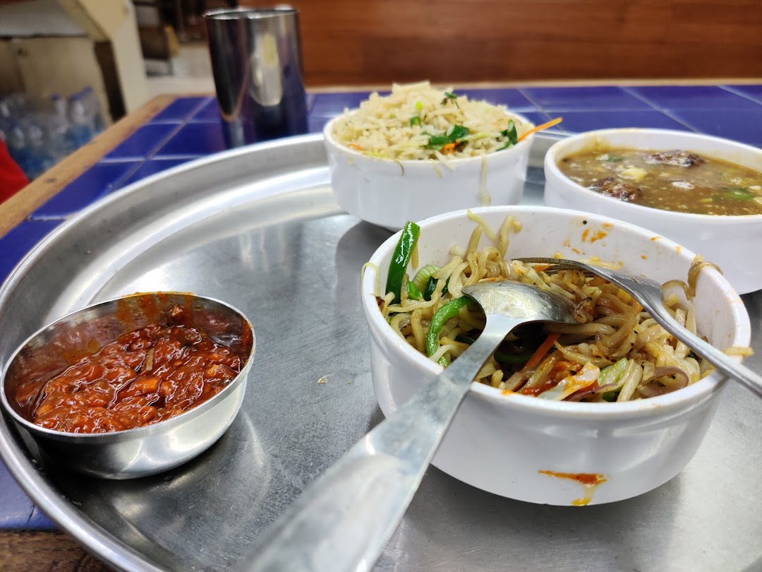 Sai Pooja Veg Restaurant