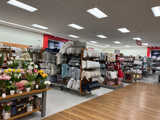 Department Store «T.J. Maxx», reviews and photos, 1320 Lincoln Way E, Chambersburg, PA 17202, USA