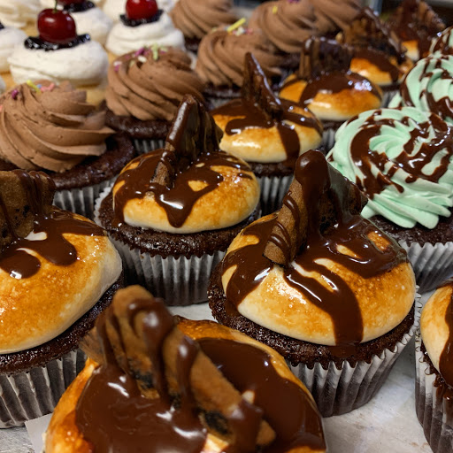 Market «Kickshaws Downtown Market», reviews and photos, 101 William St, Fredericksburg, VA 22401, USA