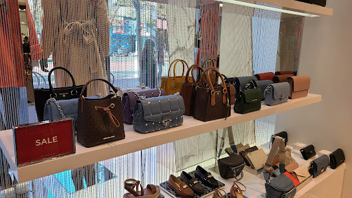 Fashion Accessories Store «Michael Kors», reviews and photos, 845 Market St #137, San Francisco, CA 94103, USA