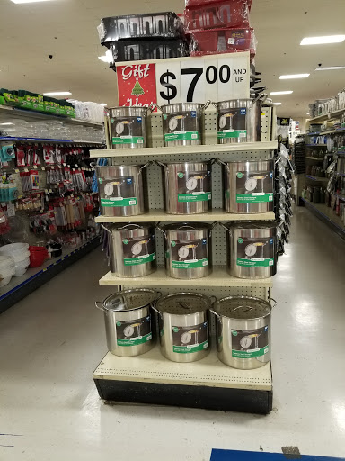 Discount Store «Roses», reviews and photos, 501 Adams Ave, Philadelphia, PA 19120, USA