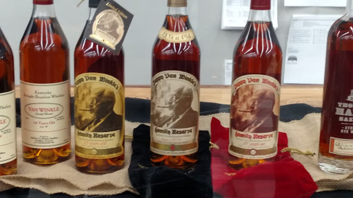 Liquor Store «Yankee Spirits Inc», reviews and photos, 628 Washington St, Attleboro, MA 02703, USA