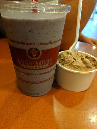 Ice Cream Shop «Cold Stone Creamery», reviews and photos, 5435 Pearl Dr #5, Evansville, IN 47712, USA