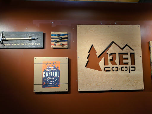 Camping Store «REI», reviews and photos, 230 W 10600 S #1700, Sandy, UT 84070, USA