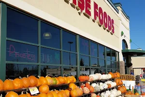 Cash Wise Foods Grocery Store Williston image
