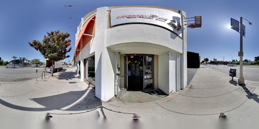 Pet Supply Store «The Urban Pet», reviews and photos, 7515 Beverly Blvd, Los Angeles, CA 90036, USA