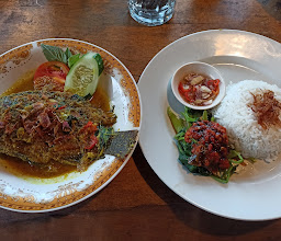 Li Uma resto photo