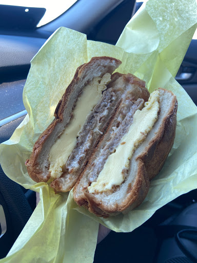 Donut Shop «Manley Donut Shop», reviews and photos, 10991 N De Anza Blvd, Cupertino, CA 95014, USA