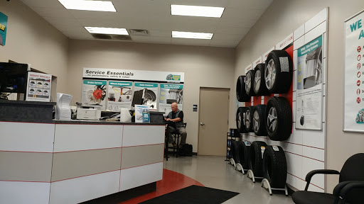 Tire Shop «Mavis Discount Tire», reviews and photos, 442 Elizabeth Ave, Somerset, NJ 08873, USA