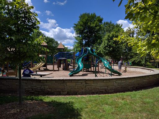 Park «Hudson Crossing Park», reviews and photos, S Harrison St, Oswego, IL 60543, USA