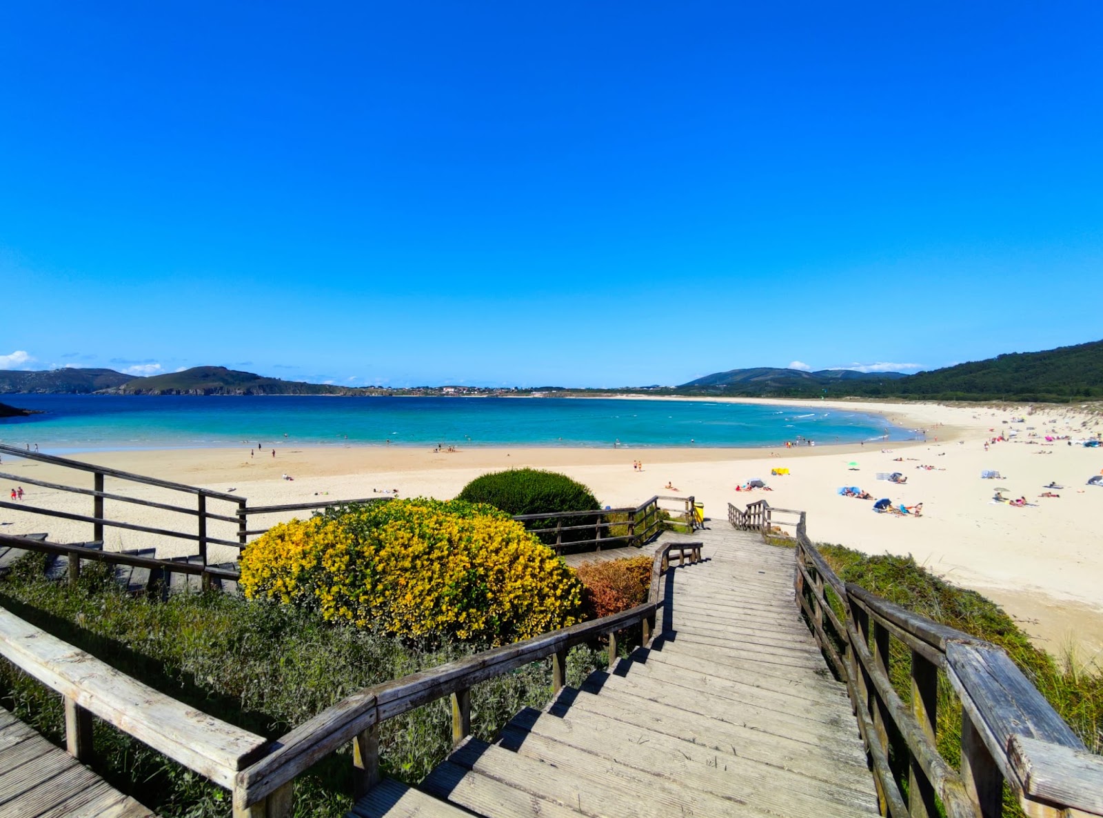 Fotografie cu Praia de San Xurxo cu mai multe golfuri lungi