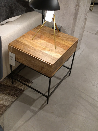 Furniture Store «west elm», reviews and photos, 400 W 47th St, Kansas City, MO 64112, USA