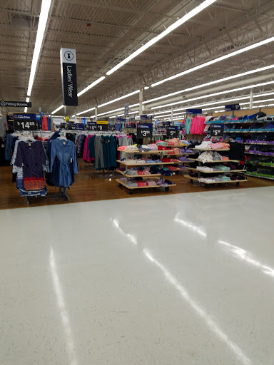 Department Store «Walmart Supercenter», reviews and photos, 2014 S Irby St, Florence, SC 29505, USA