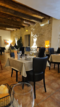 Atmosphère du Restaurant Déjeunez Sous L'Arbre à Rousset - n°14