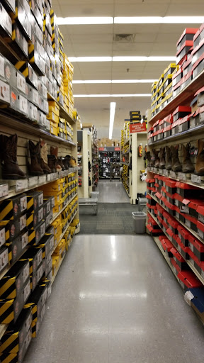 Sporting Goods Store «Academy Sports + Outdoors», reviews and photos, 1101 W Arbrook Blvd, Arlington, TX 76015, USA