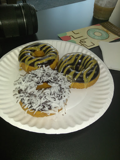 Donut Shop «The Donut Experiment Clearwater Beach», reviews and photos, 674 S Gulfview Blvd, Clearwater Beach, FL 33767, USA