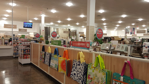 Department Store «HomeGoods», reviews and photos, 60 Everett St, Allston, MA 02134, USA