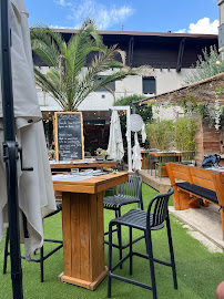 Atmosphère du Restaurant français Restaurant Izard Café Central (ICC) à Saint-Lary-Soulan - n°5
