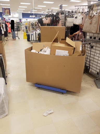 Department Store «Marshalls», reviews and photos, 9210 Rockaway Blvd, Ozone Park, NY 11417, USA