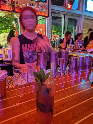 Nail Salon «Hair Salon Armandeus Brickell», reviews and photos, 500 Brickell Ave, Miami, FL 33131, USA