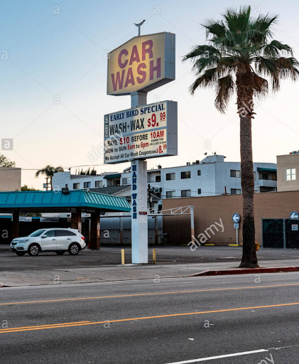 Car Wash «Sherman Oaks Car Wash», reviews and photos, 15150 Ventura Blvd, Sherman Oaks, CA 91403, USA