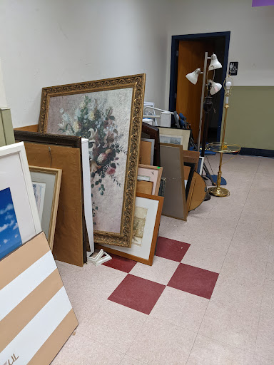 Thrift Store «Goodwill», reviews and photos, 801 N Broad St, Middletown, DE 19709, USA