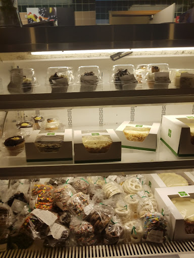 Grocery Store «The Fresh Market», reviews and photos, 9375 Poplar Ave, Germantown, TN 38138, USA