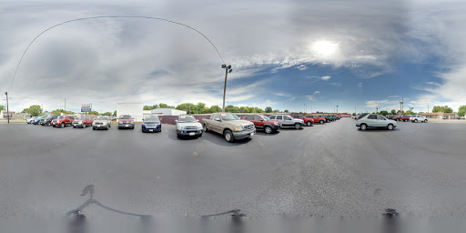 Used Car Dealer «Discover Auto Center», reviews and photos, 790 S Erie Blvd, Hamilton, OH 45011, USA