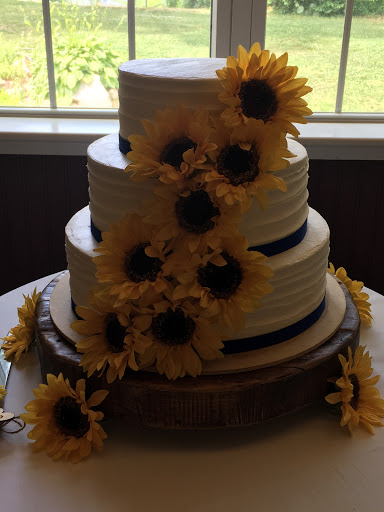 Bakery «Just Desserts», reviews and photos, 1 Main St, Bridgewater, MA 02324, USA