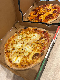 Plats et boissons du Pizzeria alias Pizza à Vaucresson - n°2