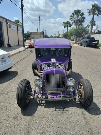 Auto Body Shop «Rodriguez Body Shop», reviews and photos, 506 W Van Buren Ave, Harlingen, TX 78550, USA