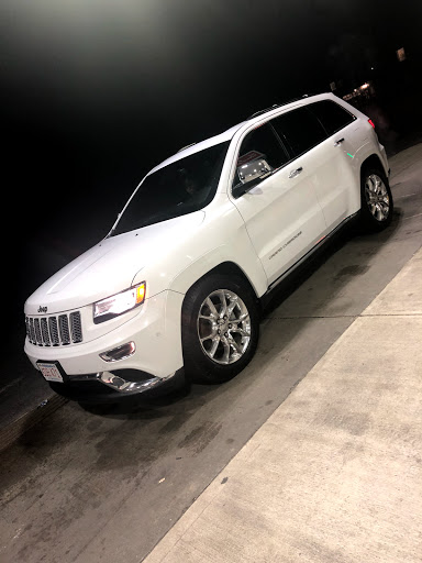 Jeep Dealer «Central Jeep Chrysler Dodge RAM of Norwood», reviews and photos, 56 Boston-Providence Turnpike, Norwood, MA 02062, USA