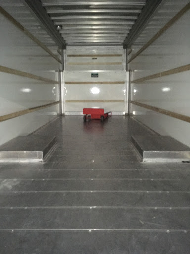 Truck Rental Agency «U-Haul of Riverside», reviews and photos, 1834 Spruce St, Riverside, CA 92507, USA