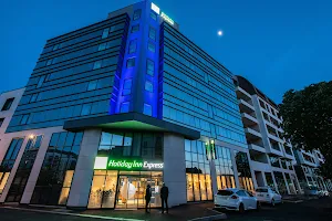 Holiday Inn Express Rouen Centre - Rive Gauche, an IHG Hotel image