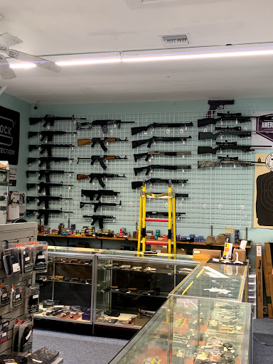 Pawn Shop «Homestead Jewelry, Pawn & Gun», reviews and photos, 310 S Krome Ave, Homestead, FL 33030, USA
