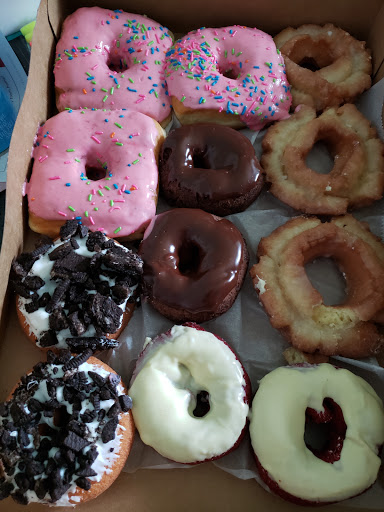 Donut Shop «Donut Den», reviews and photos, 3043 Theodore St, Joliet, IL 60435, USA