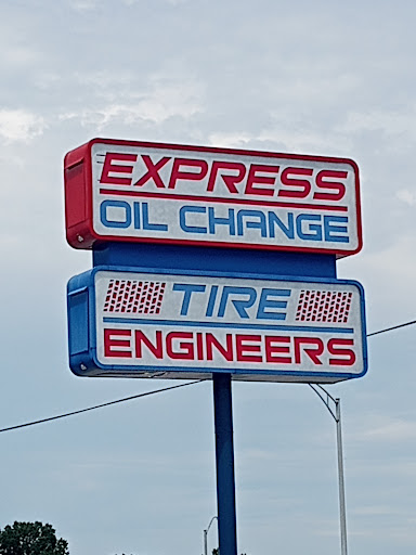 Oil Change Service «Express Oil Change & Tire Engineers», reviews and photos, 3100 Woodward Ave, Muscle Shoals, AL 35661, USA