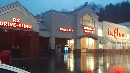 Grocery Store «Ingles Supermarket», reviews and photos, 400 E U.S. Hwy 19E Bypass, Burnsville, NC 28714, USA