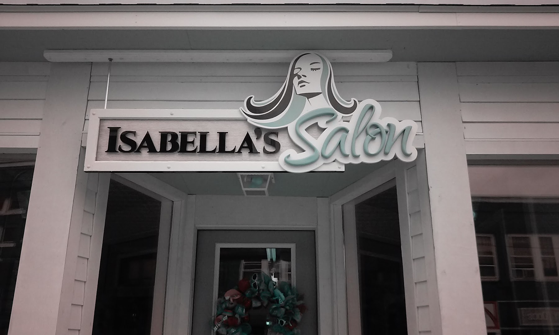 Isabella's Salon