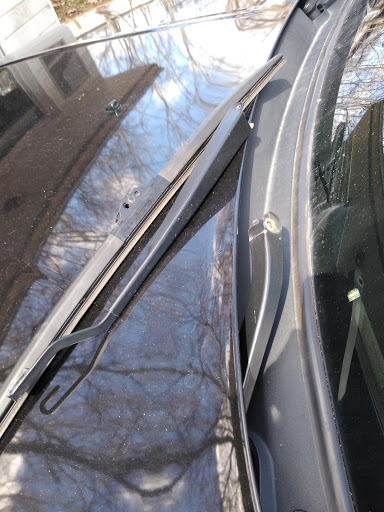 Auto Body Shop «Service King Collision Repair of Livonia», reviews and photos, 13345 Merriman Rd, Livonia, MI 48150, USA