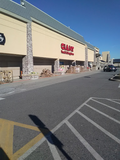 Grocery Store «Giant Food Stores», reviews and photos, 116 West Township Line Road, Havertown, PA 19083, USA