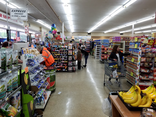 Supermarket «Midtowne Market», reviews and photos, 317 Hawthorn Ave, St Charles, MO 63301, USA