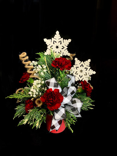 Florist «The Enchanted Florist», reviews and photos, 109 Public Sq, Lagrange, OH 44050, USA