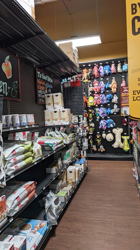 Pet Store «Hollywood Feed - Collierville, TN - Collierville», reviews and photos, 3615 S Houston Levee Rd, Collierville, TN 38017, USA