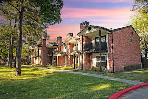Roundhill Townhomes image