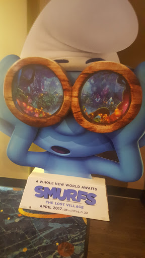 Movie Theater «Galaxy Mission Grove Luxury+ Theatre», reviews and photos, 121 Alessandro Blvd, Riverside, CA 92508, USA