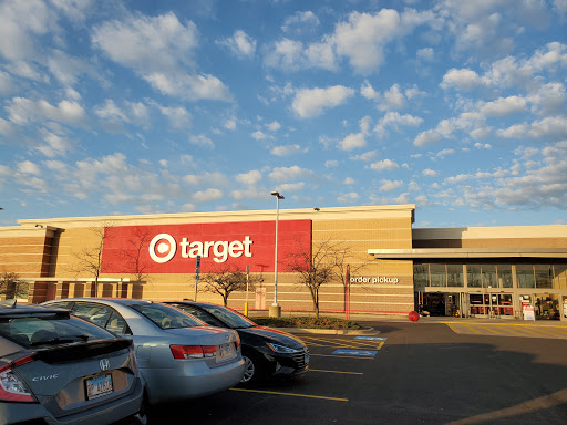 Target, 530 Randall Rd, South Elgin, IL 60177, USA, 